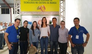 Equipe de manga ministra palestra em Taquaritinga